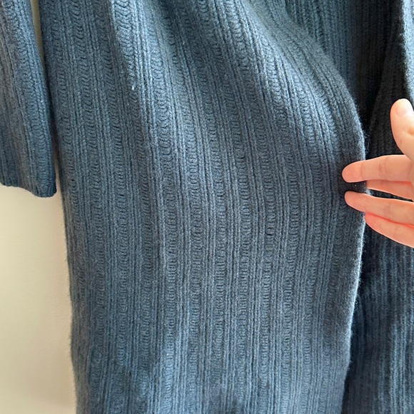 Carmen Marc Valvo Steel Blue Cozy Open Front Cardigan Sweater, Size Small - Picture 6 of 16